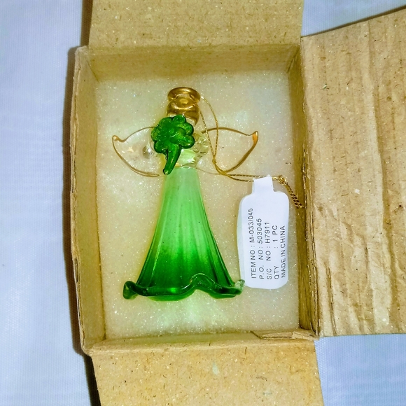 🍀 Irish Angel Lucky Shamrock, glass & gold Vintage ornament figurine. - Picture 6 of 6